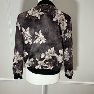 S/M Floral Bomber Jacket